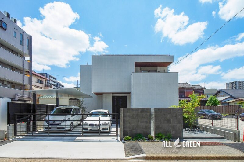 愛知県名古屋市　高級感溢れるファサードが魅力的！シンプルモダンなクローズ外構